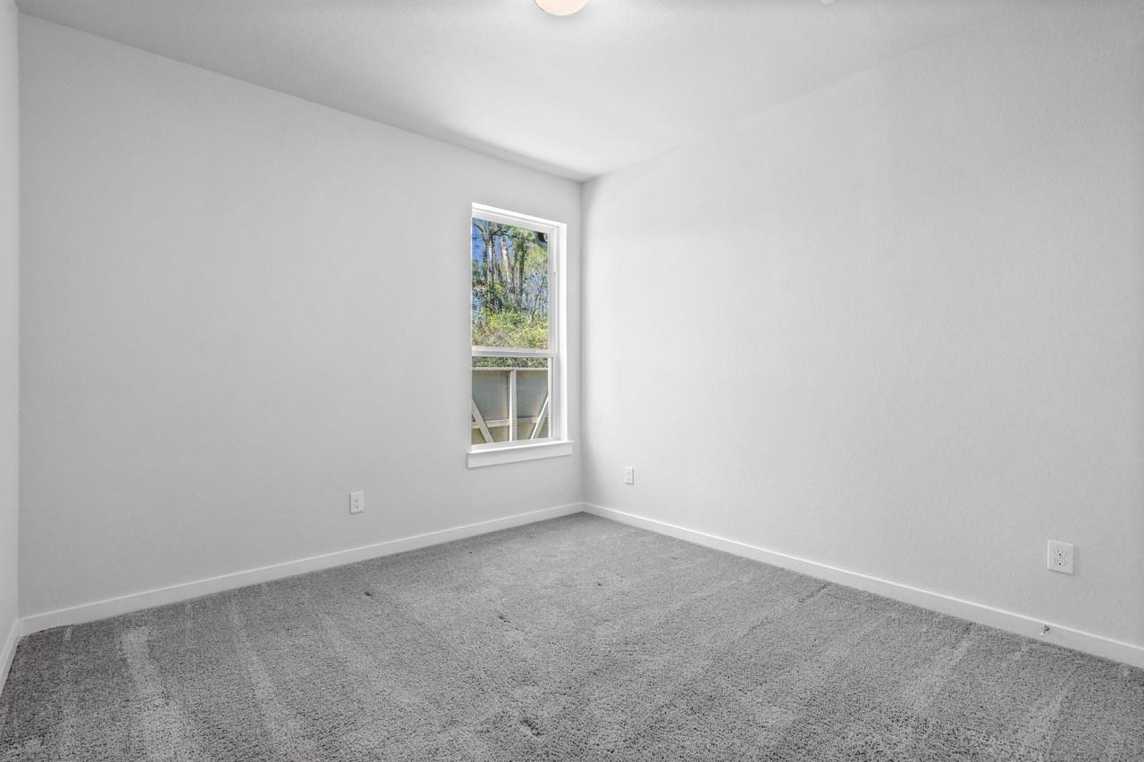 40203 Bay Warbler Way