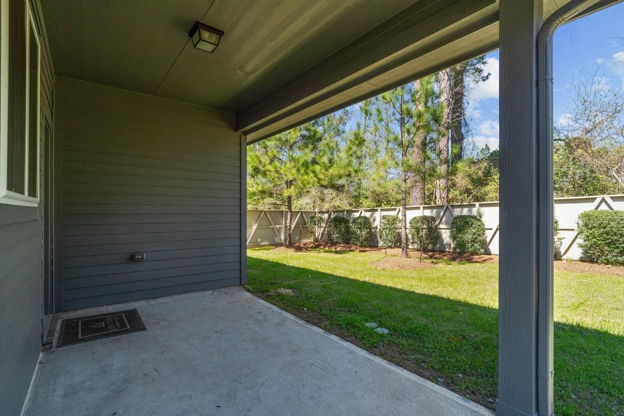 40203 Bay Warbler Way