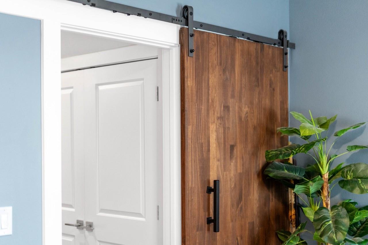 2401 Crawford Street # B304