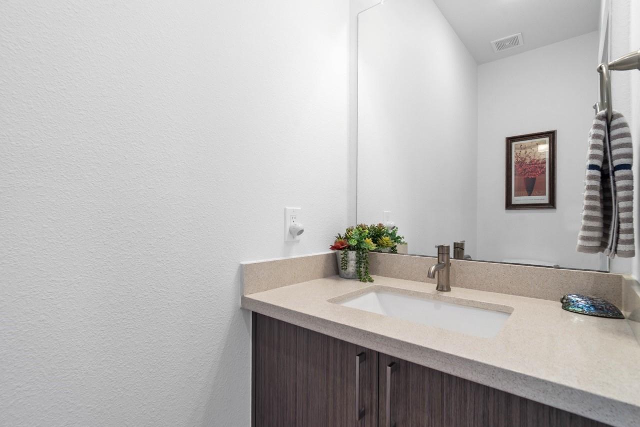 2401 Crawford Street # B304