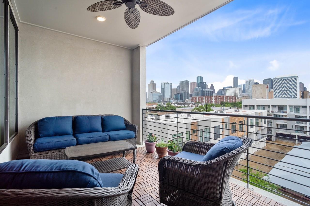 2401 Crawford Street # B304