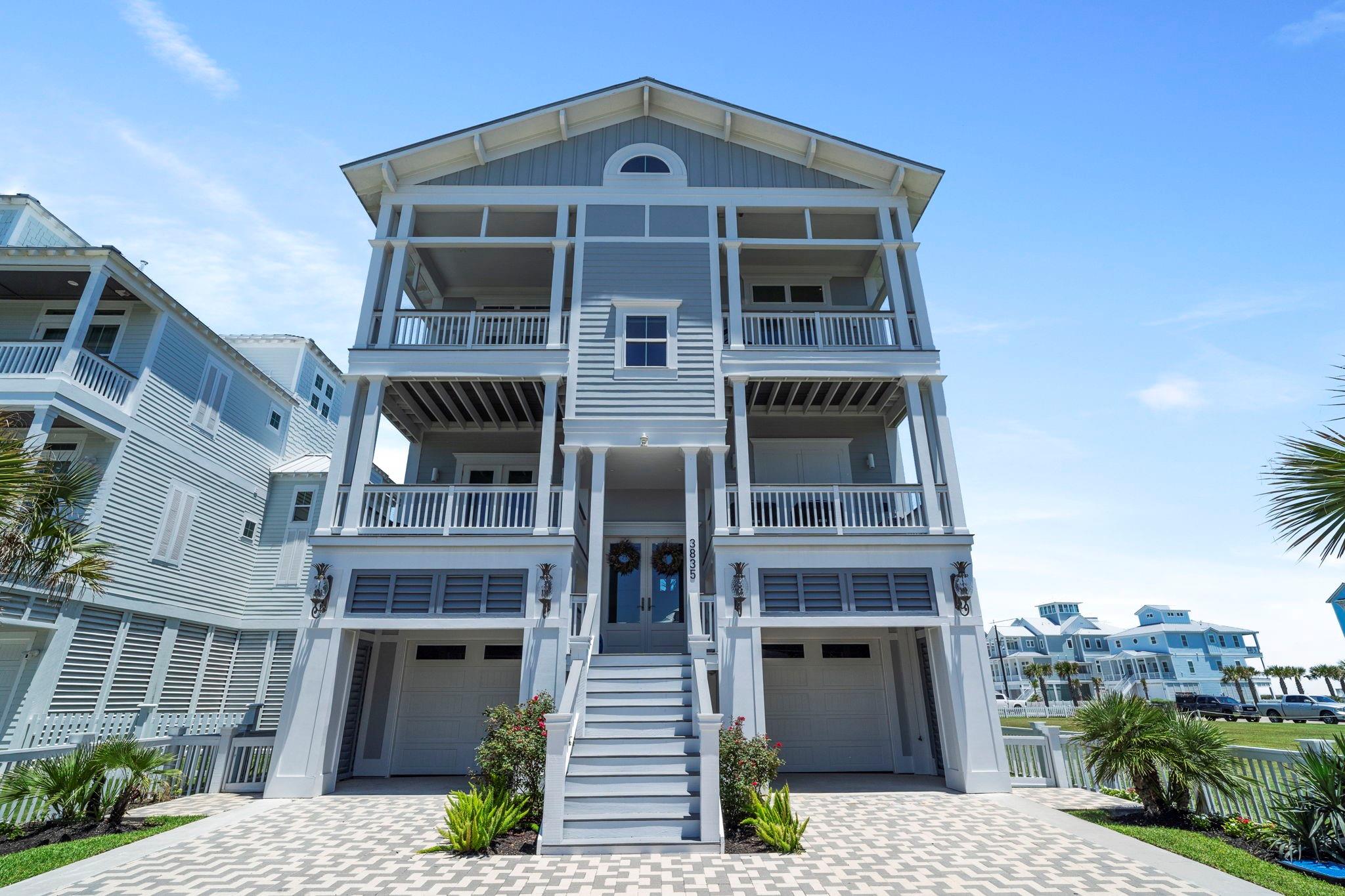 3835 Seabreeze Lane