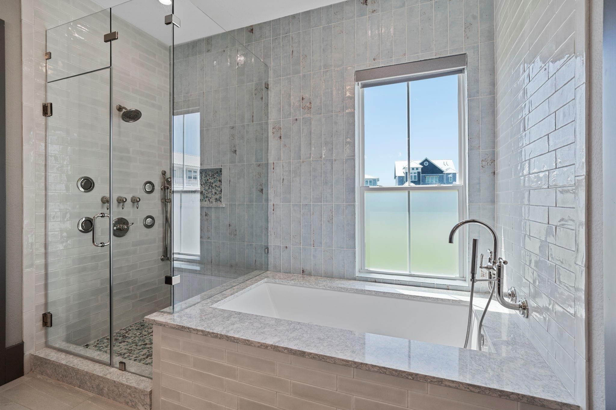 3835 Seabreeze Lane