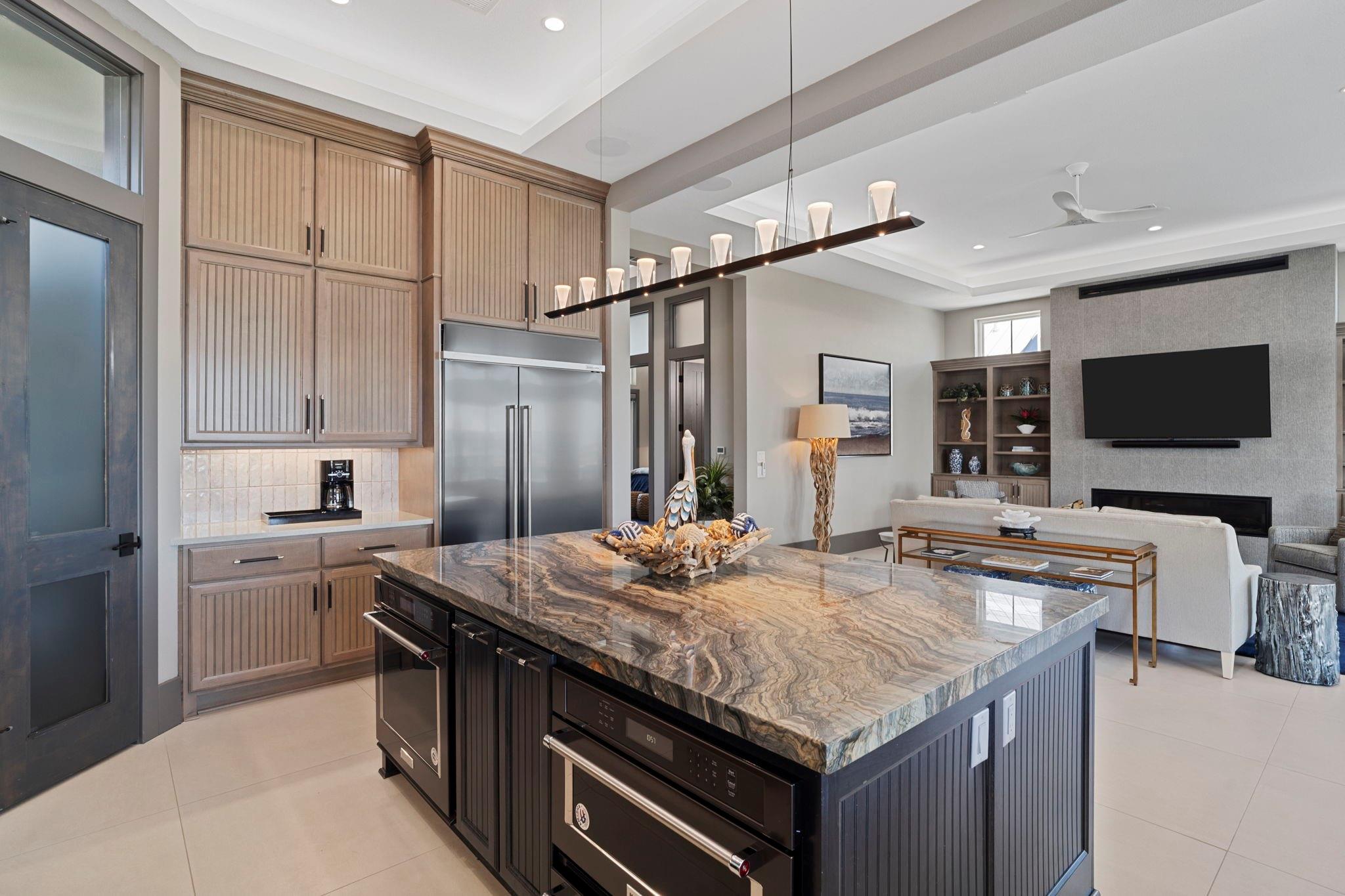 3835 Seabreeze Lane