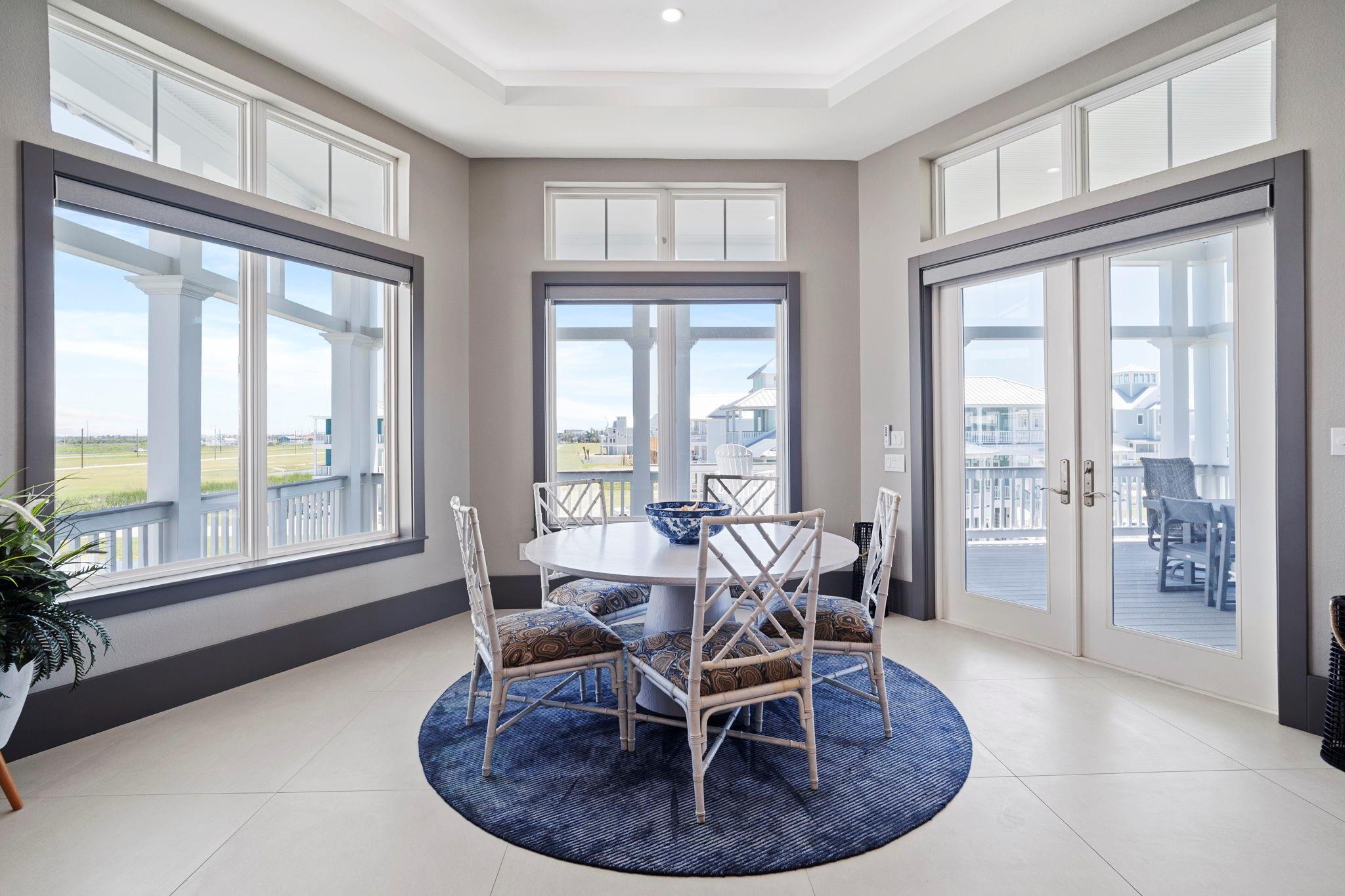 3835 Seabreeze Lane