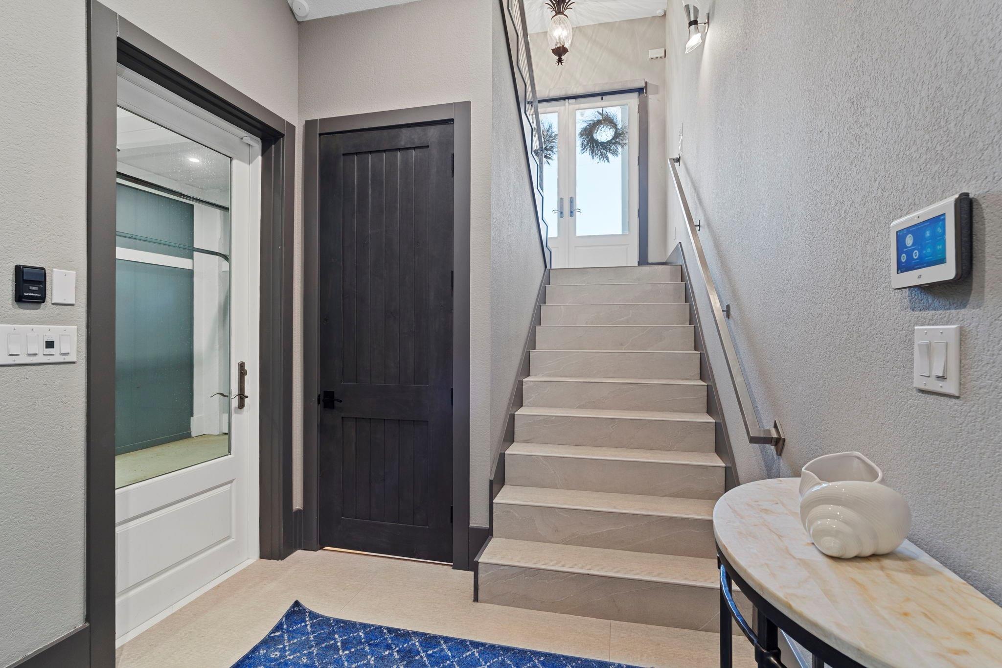 3835 Seabreeze Lane