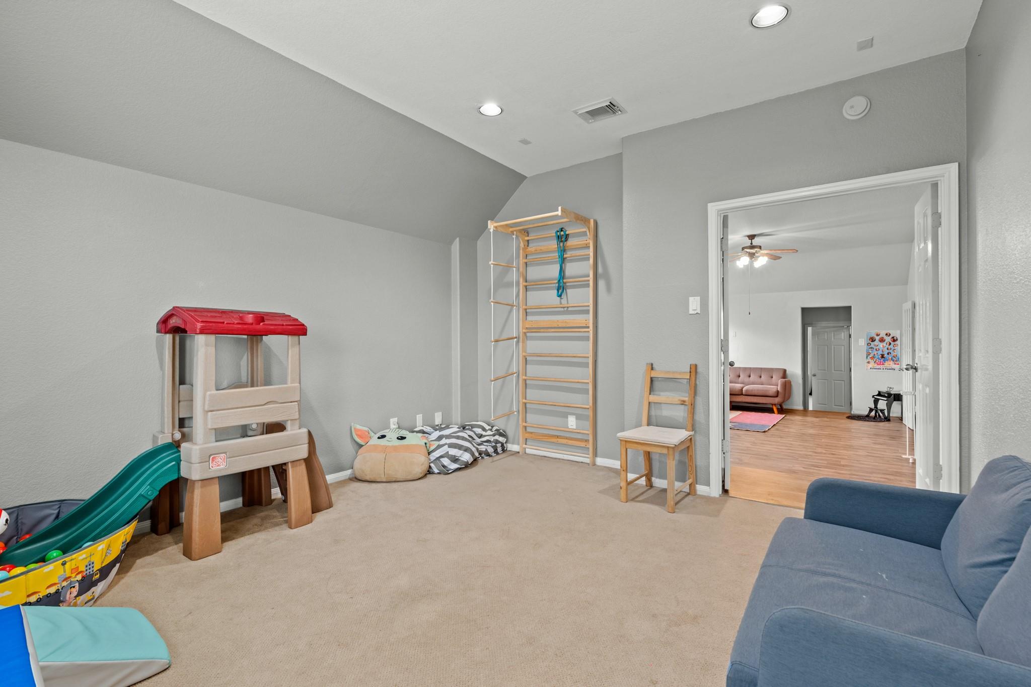 14402 Hazeldale Drive