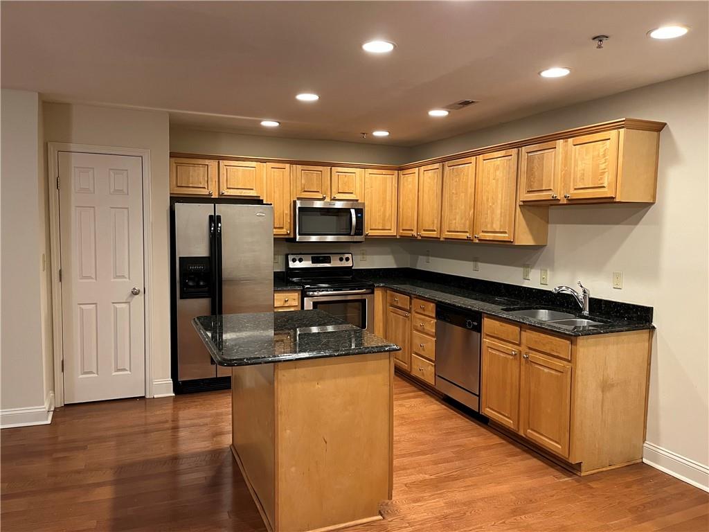 107 Madison Court SE Unit 107