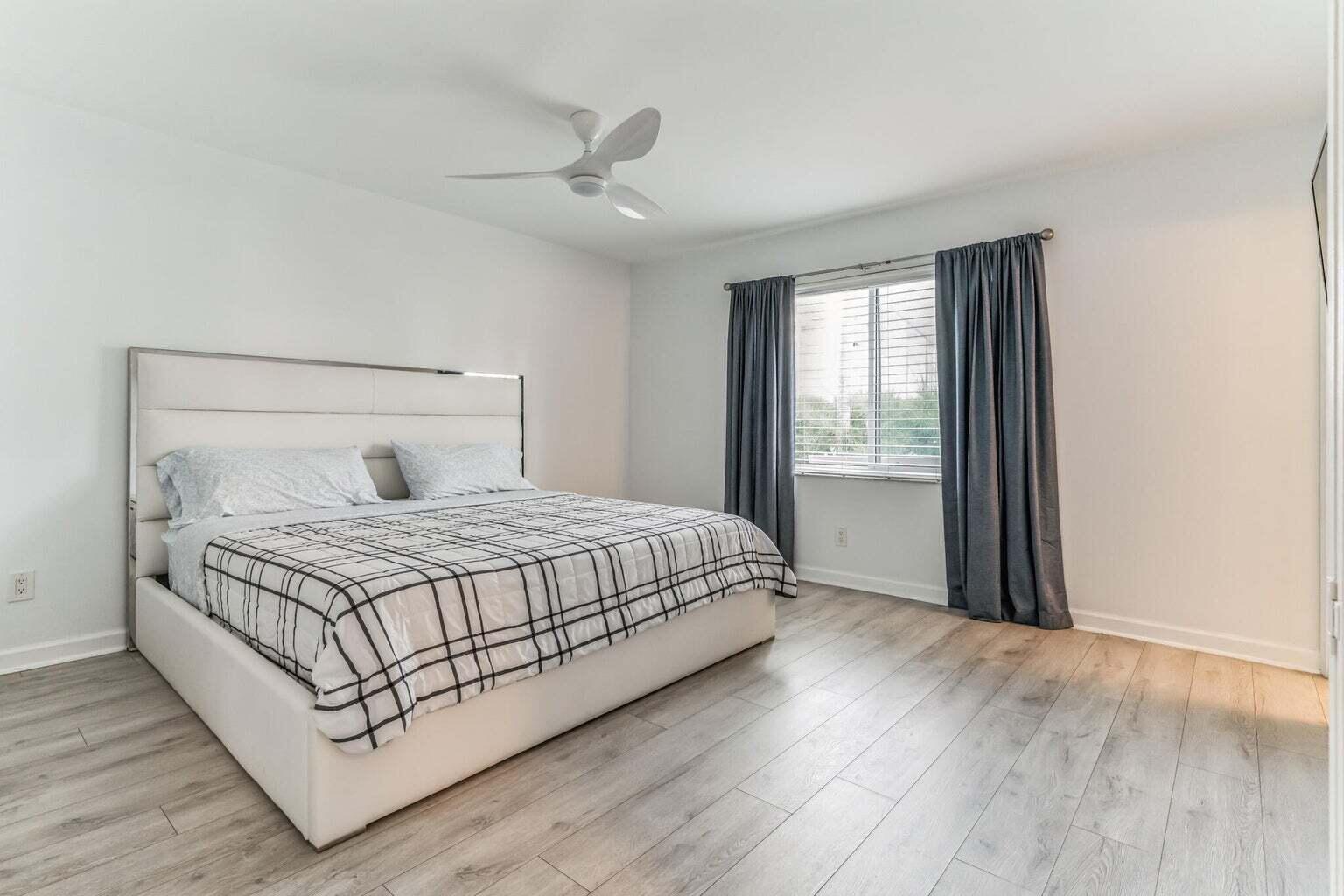 3601 S Ocean Boulevard 301