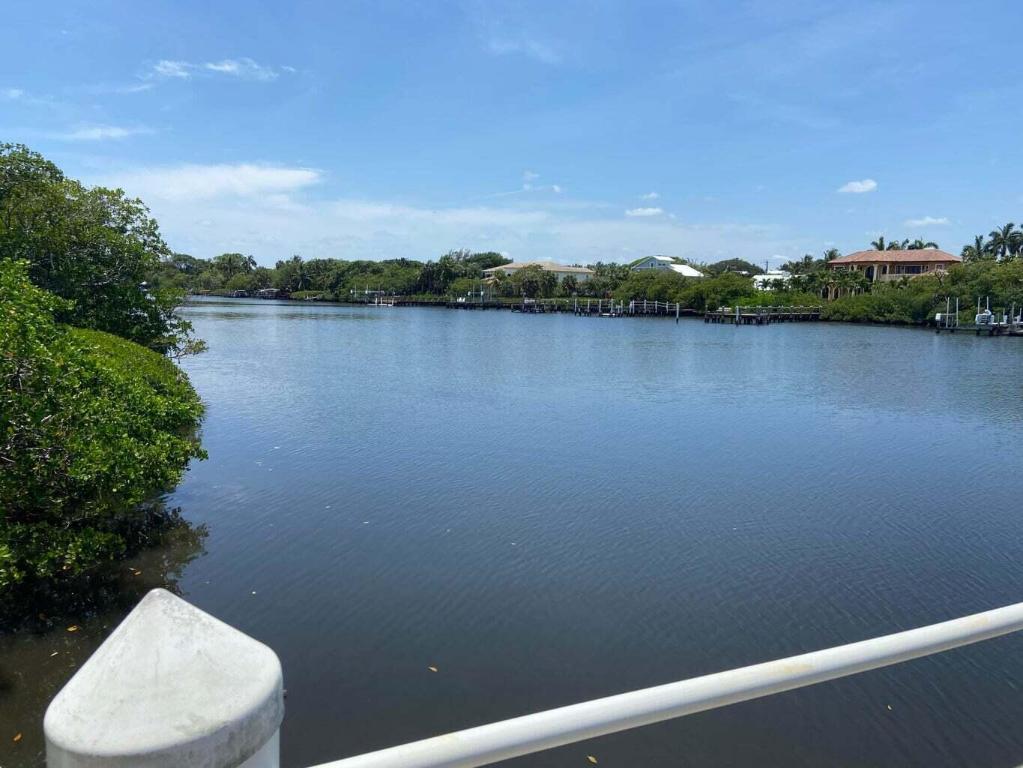 3601 S Ocean Boulevard 301