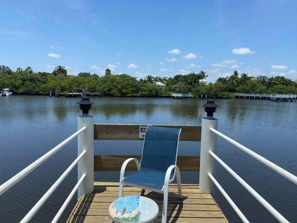 3601 S Ocean Boulevard 301