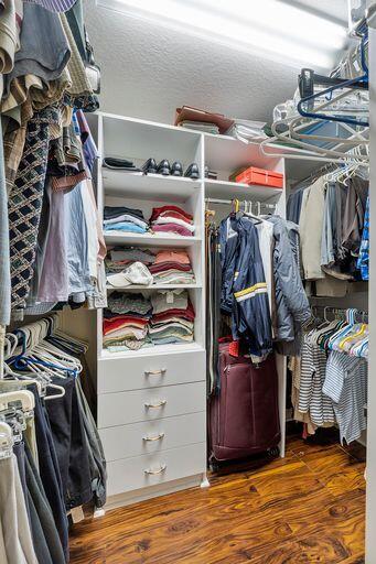 11715 Caracas Boulevard