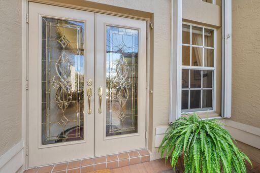 11715 Caracas Boulevard