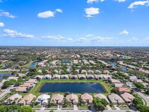 11715 Caracas Boulevard