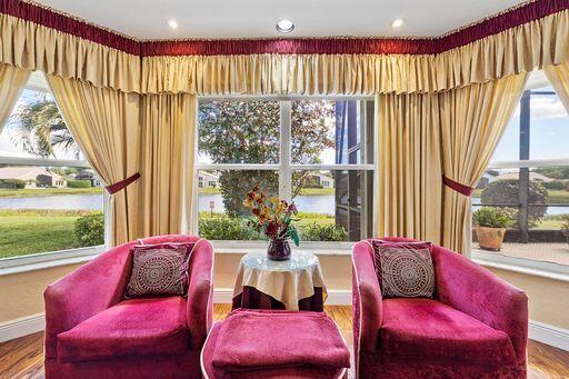 11715 Caracas Boulevard