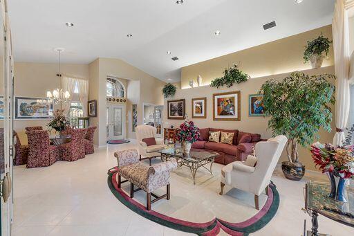 11715 Caracas Boulevard