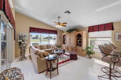 11715 Caracas Boulevard