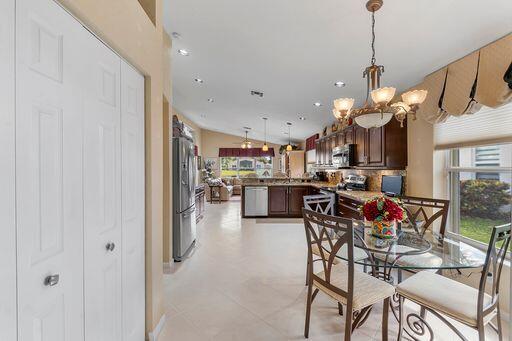 11715 Caracas Boulevard