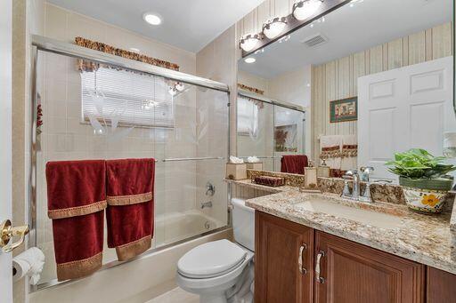 11715 Caracas Boulevard