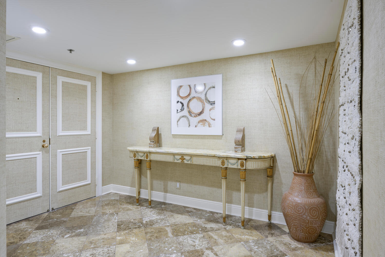 2778 S Ocean Boulevard 202s