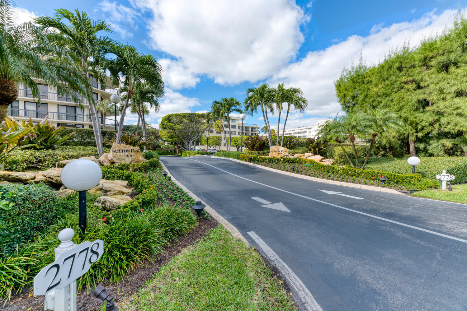 2778 S Ocean Boulevard 202s