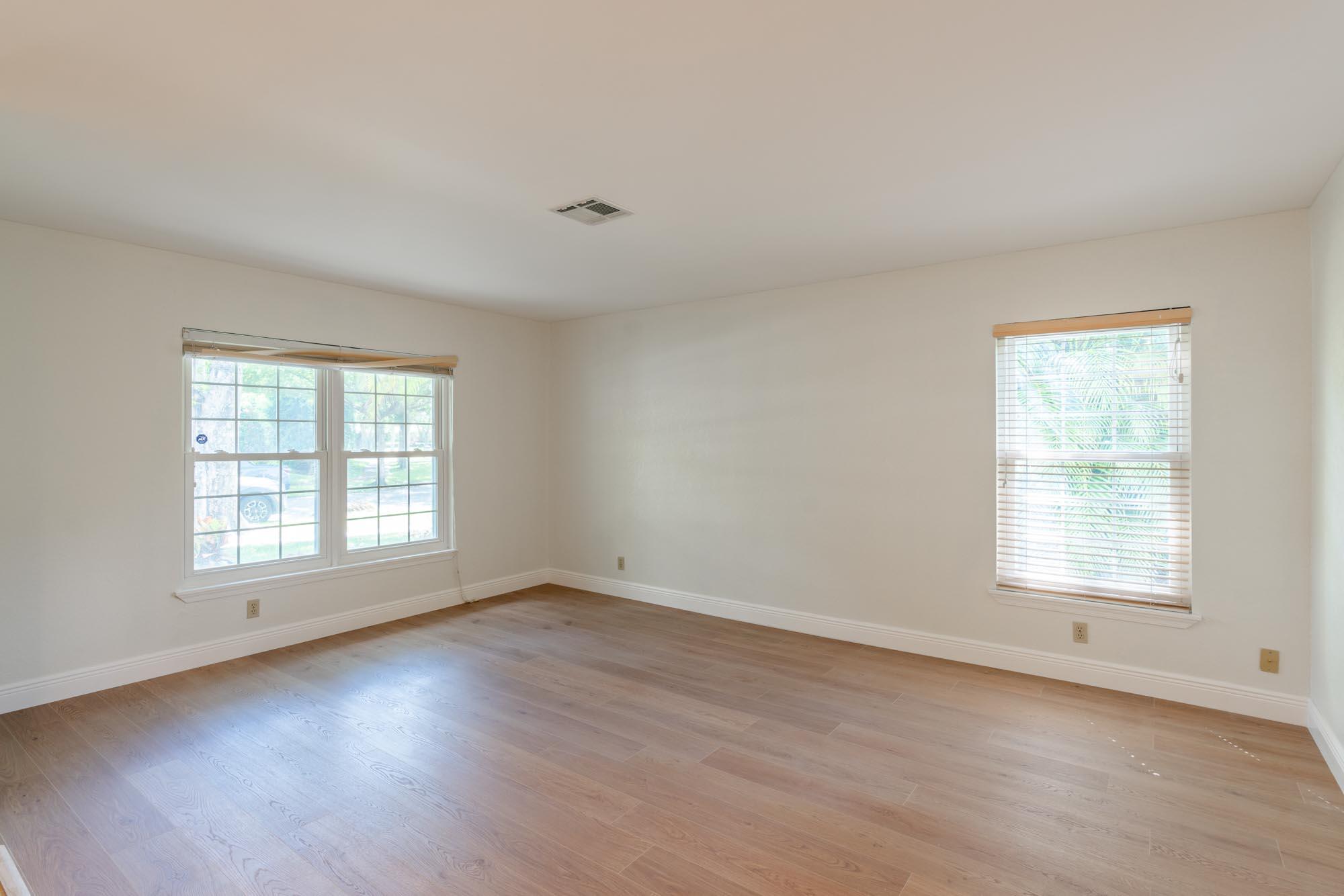 2413 NW 32nd Street