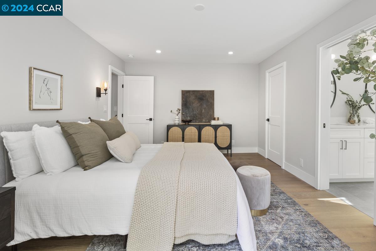 1533 Arbutus Dr