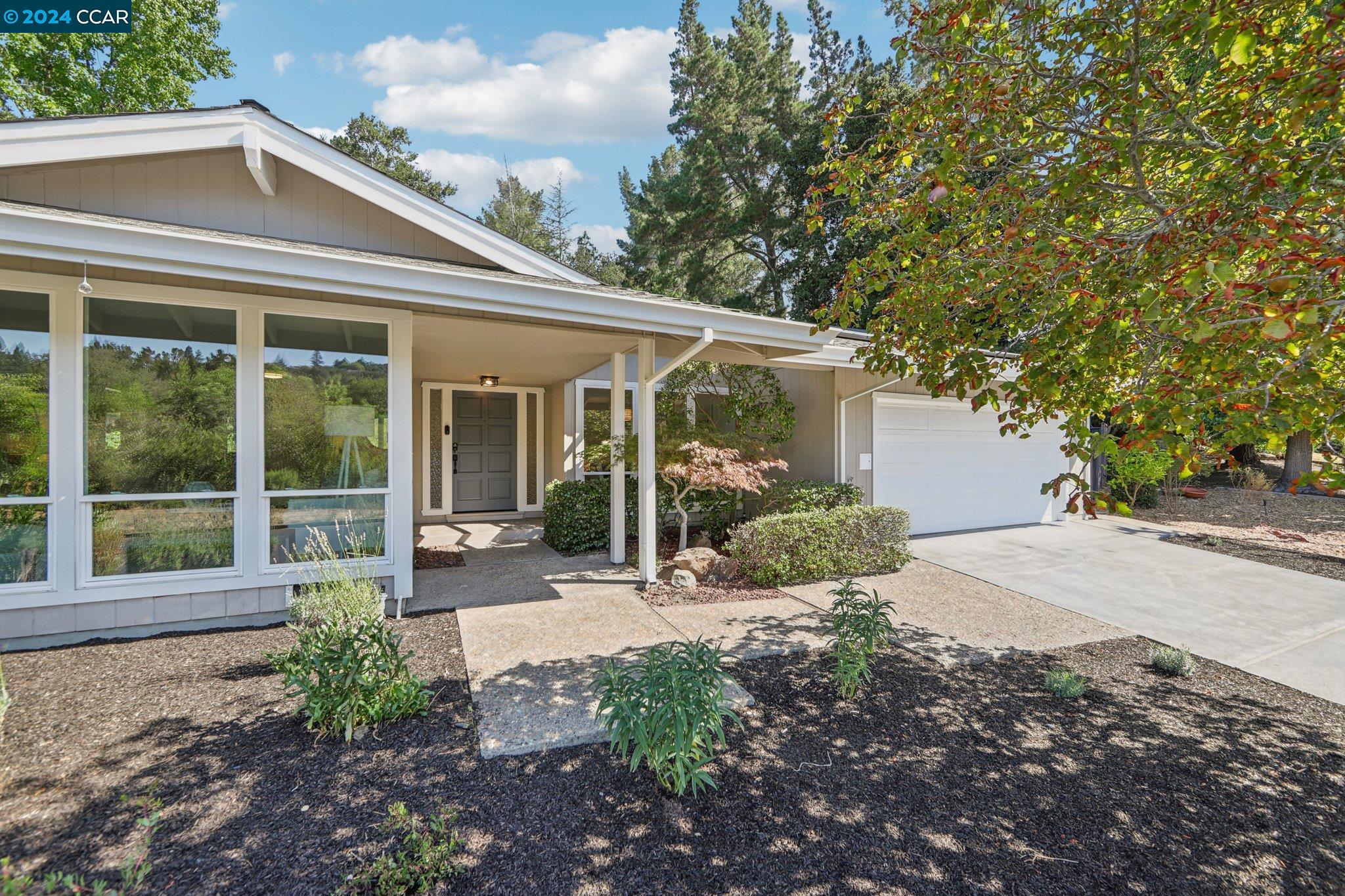 294 Fernwood Dr
