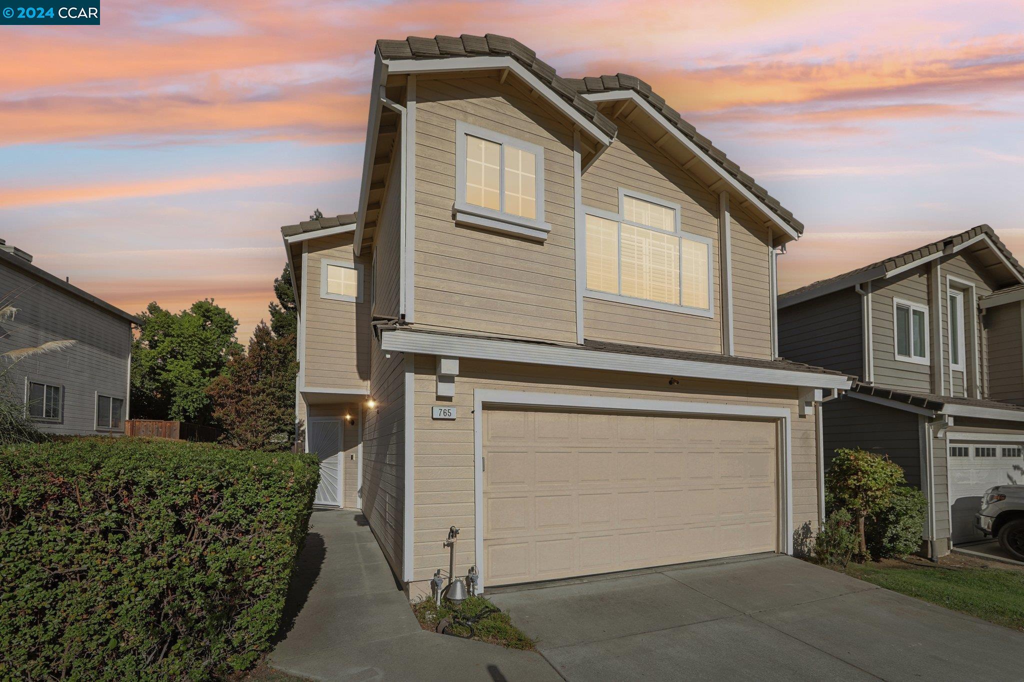 765 Bayshore St