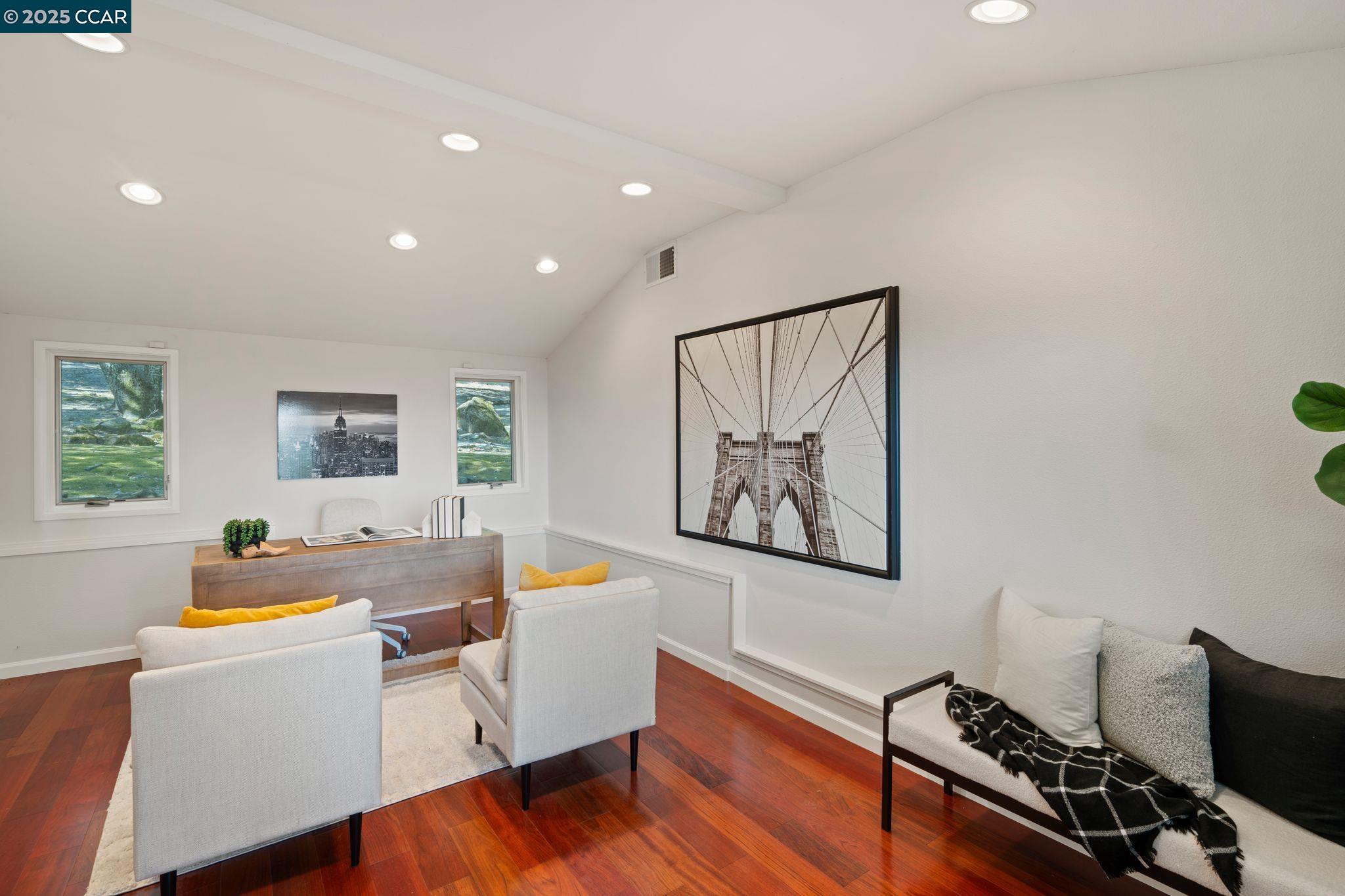 360 Montair Dr