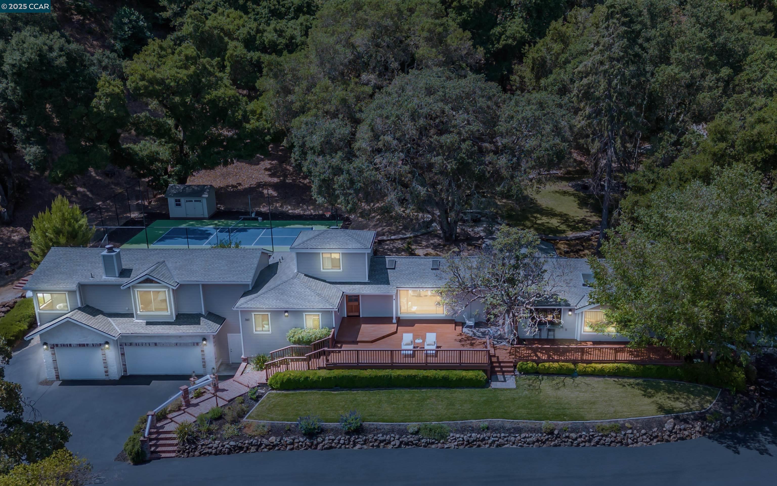360 Montair Dr