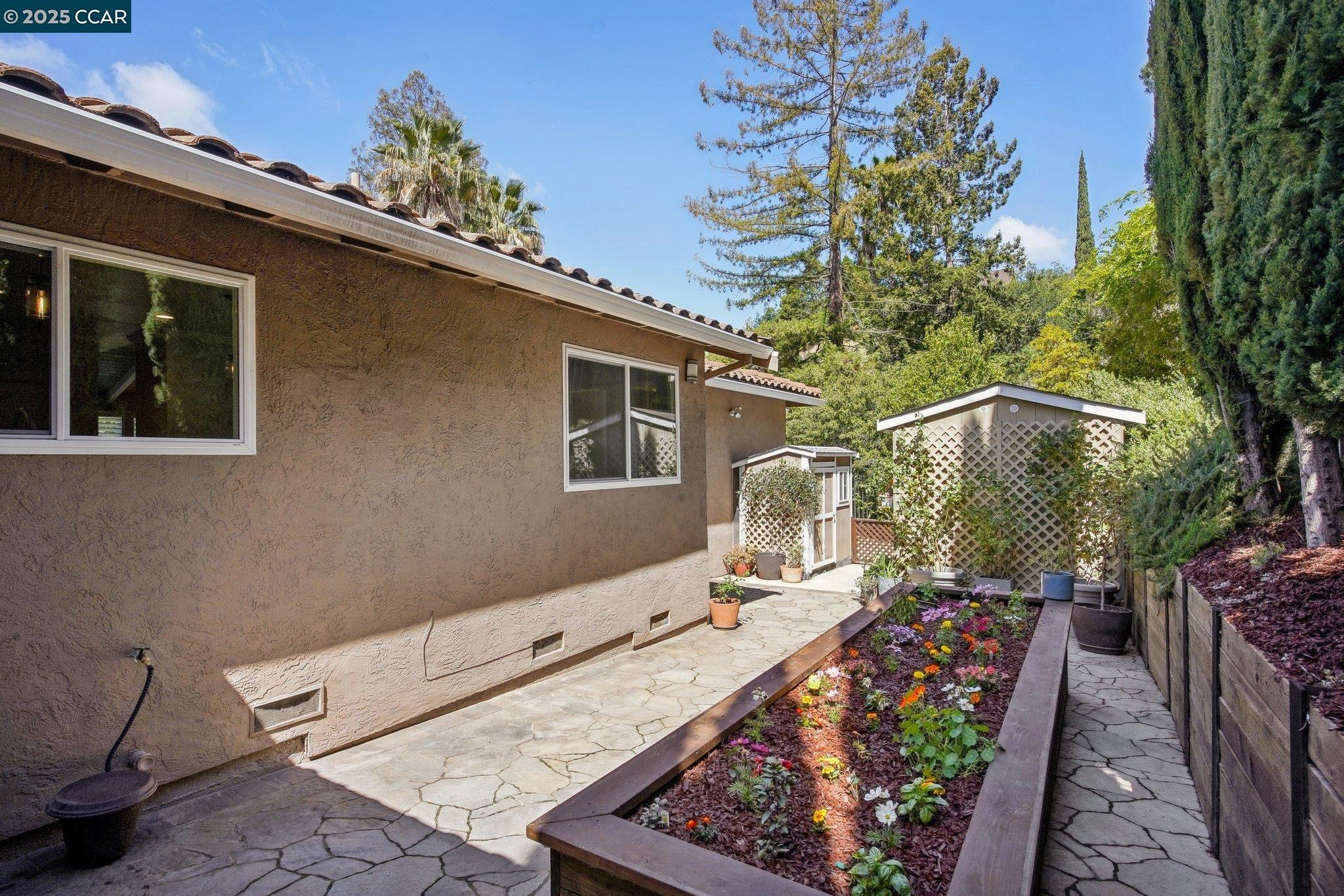 181 Donaleen Ct