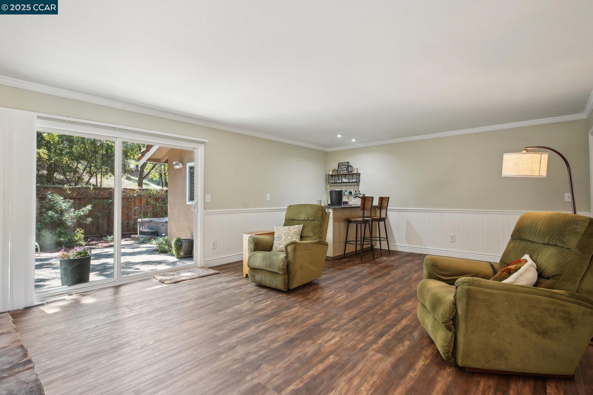 181 Donaleen Ct