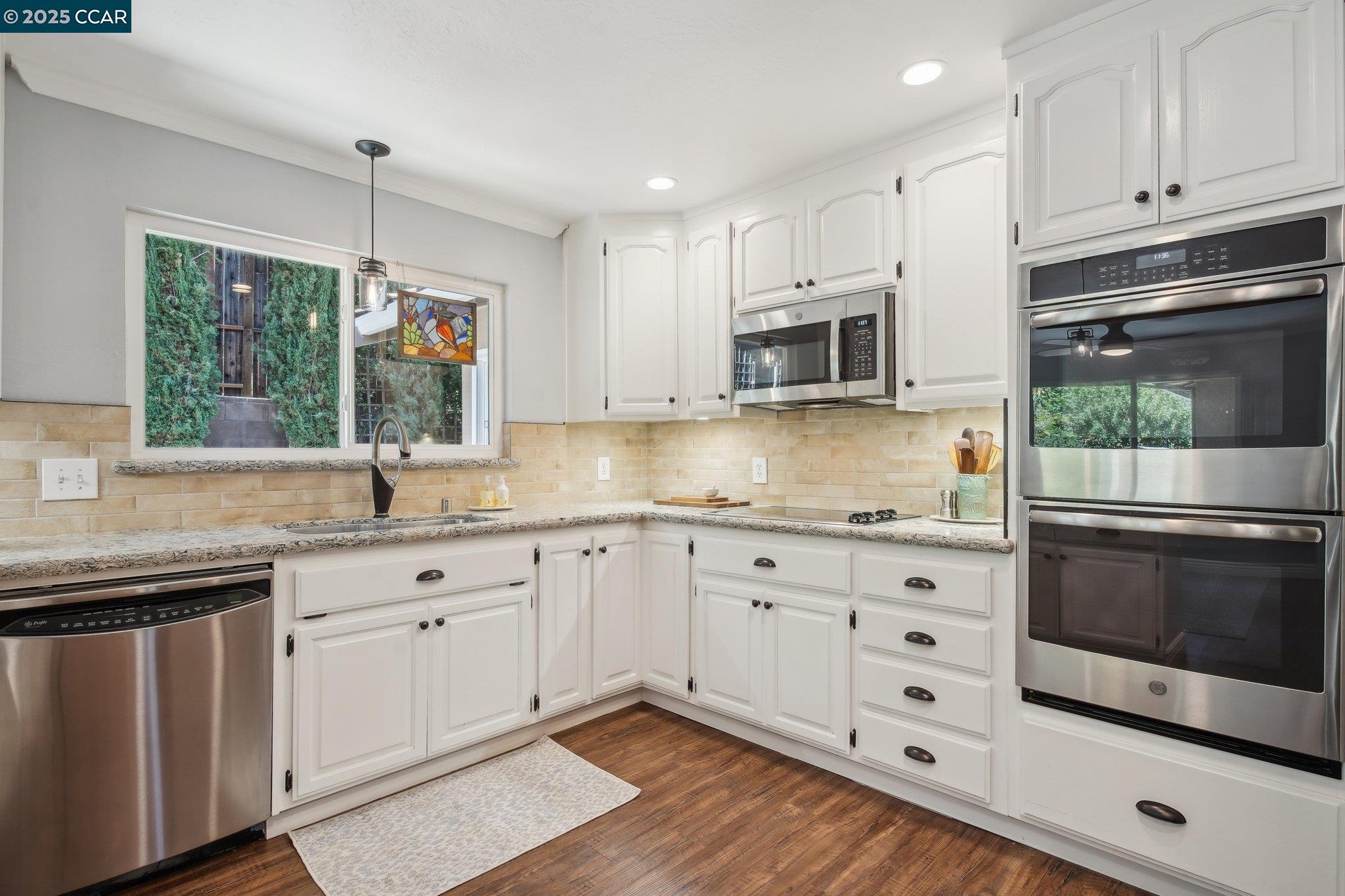 181 Donaleen Ct