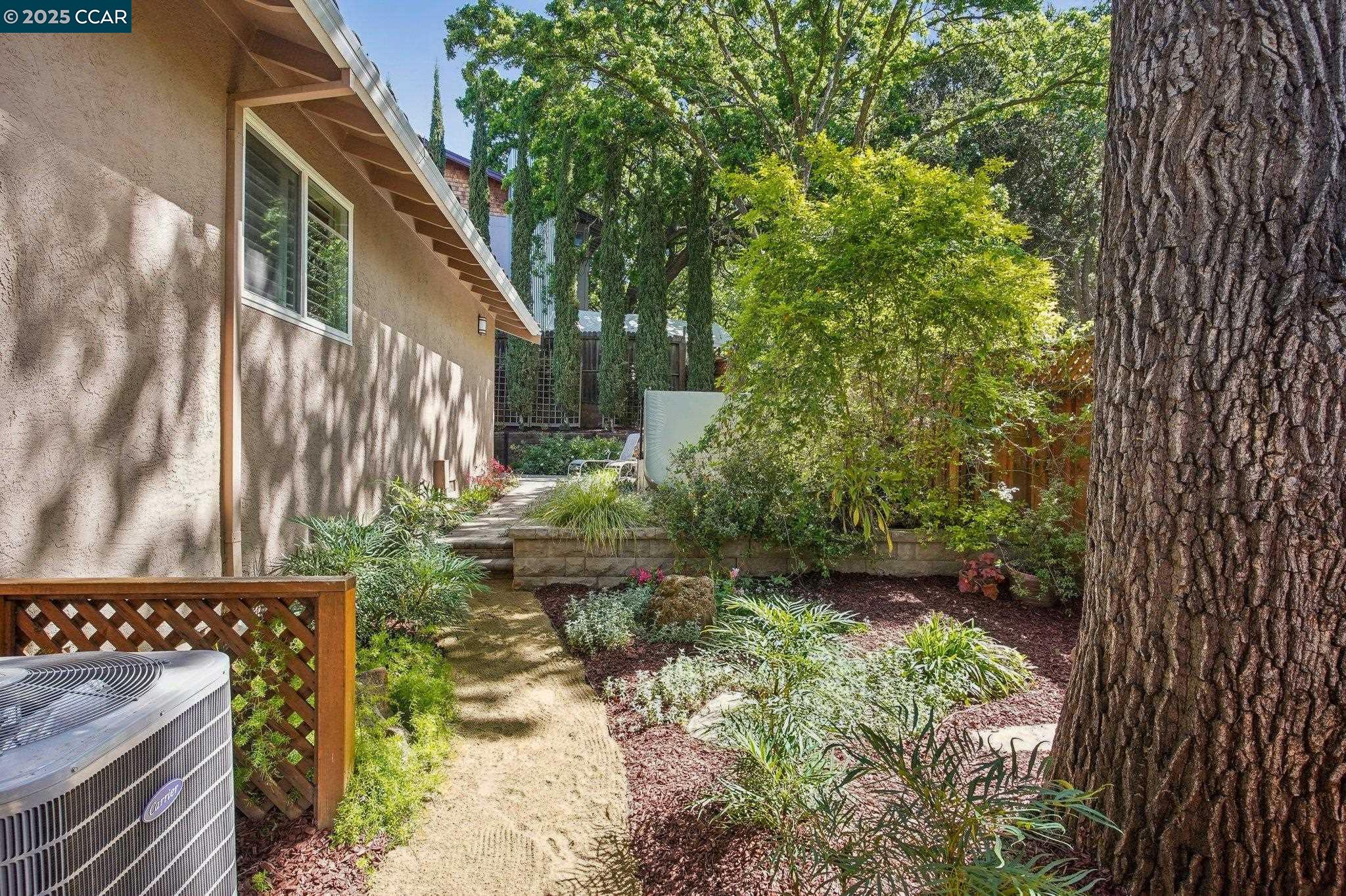 181 Donaleen Ct