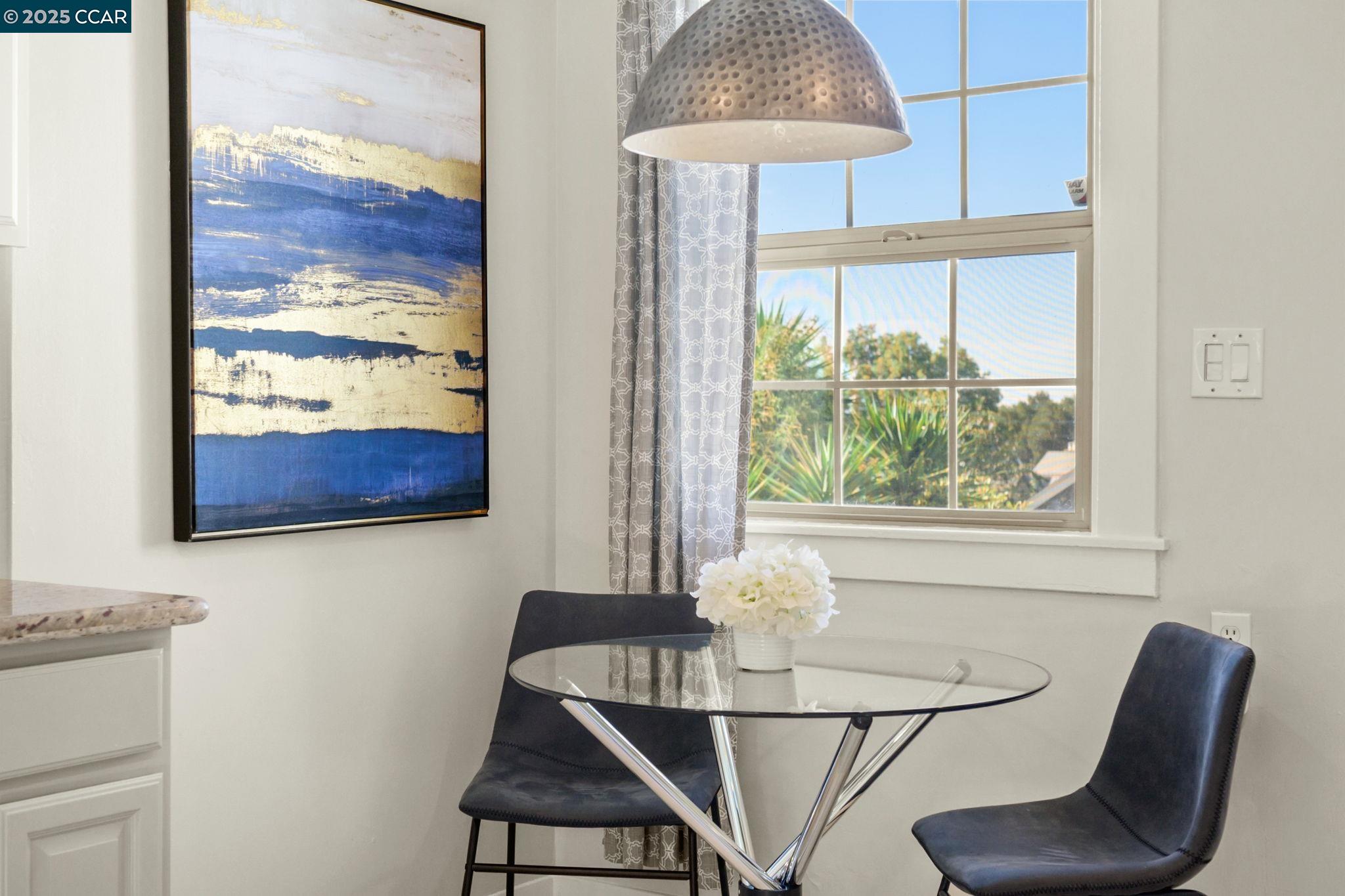 3927 Aqua Vista St