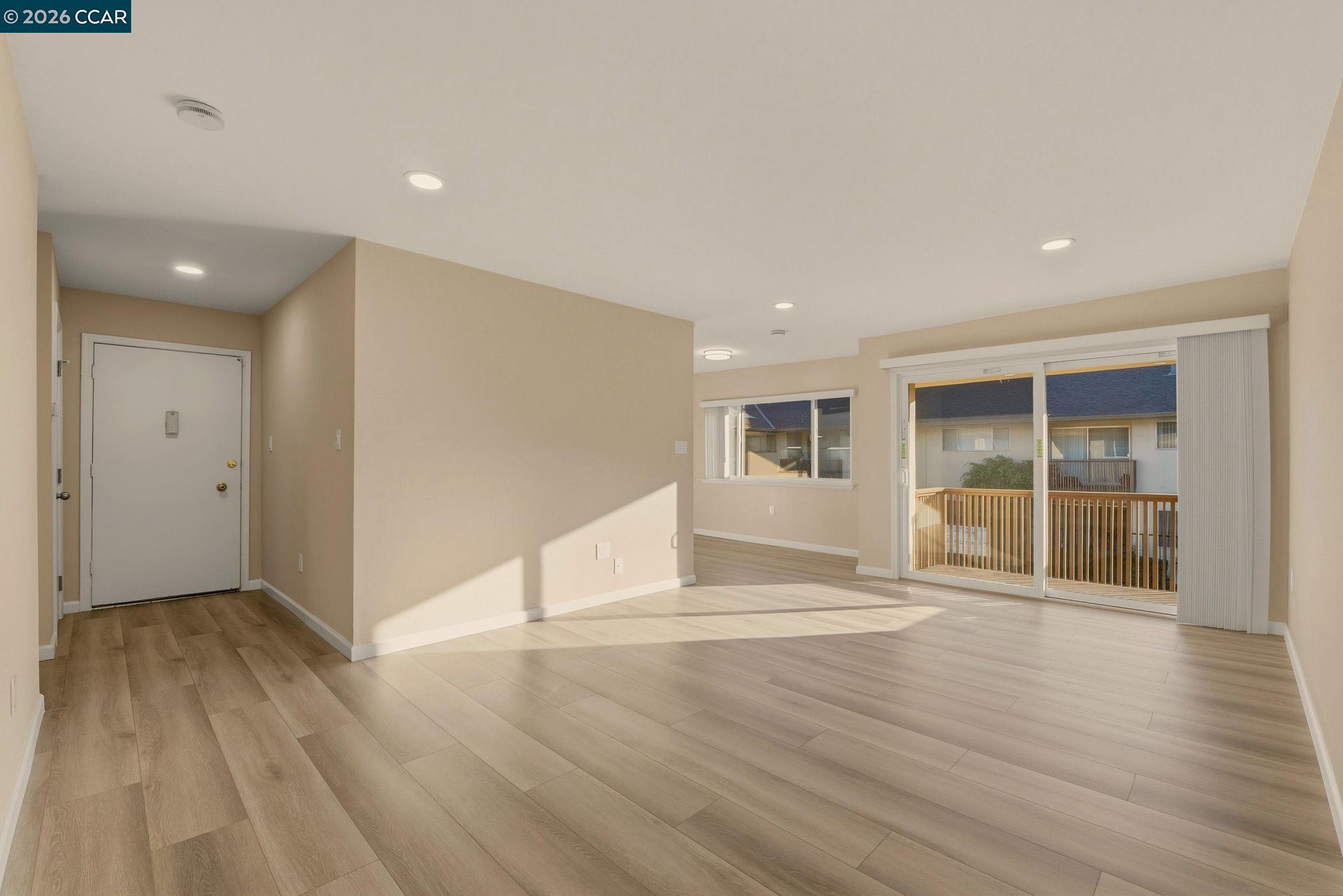 315 E Okeefe St