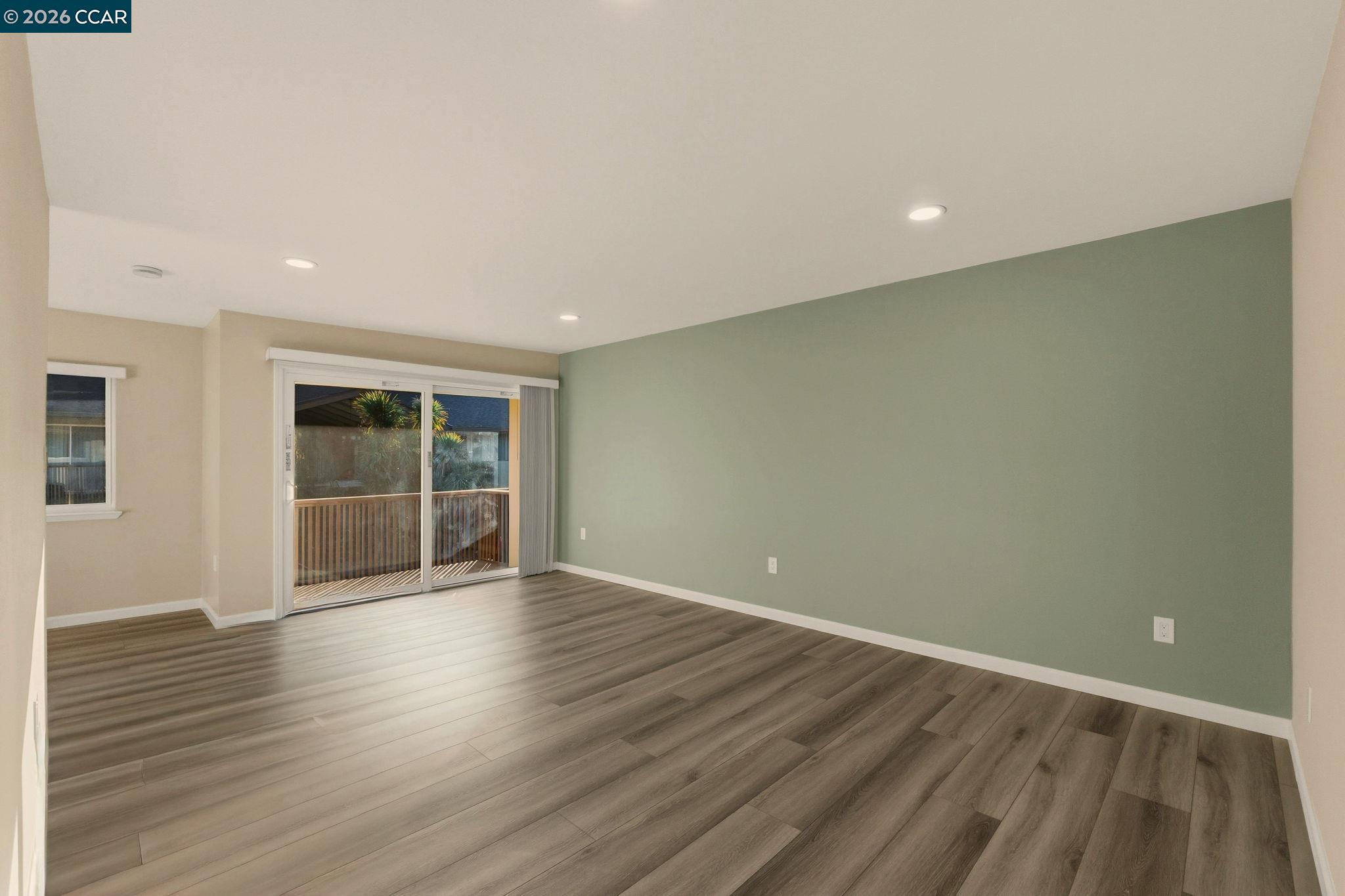 315 E Okeefe St