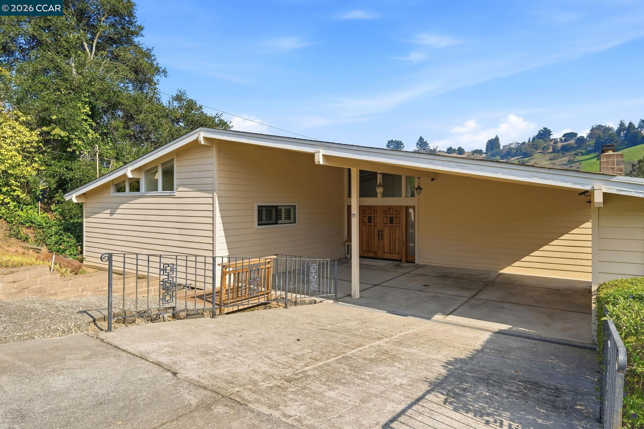 95 Mackie Dr