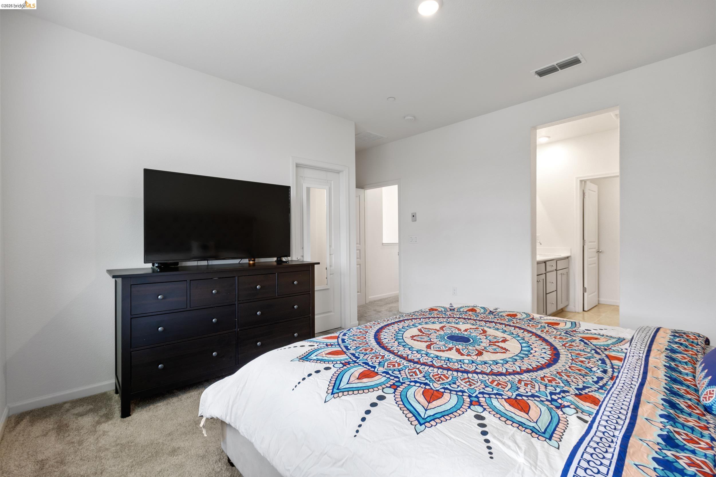 16306 RIDGEHAVEN DR UNIT 104