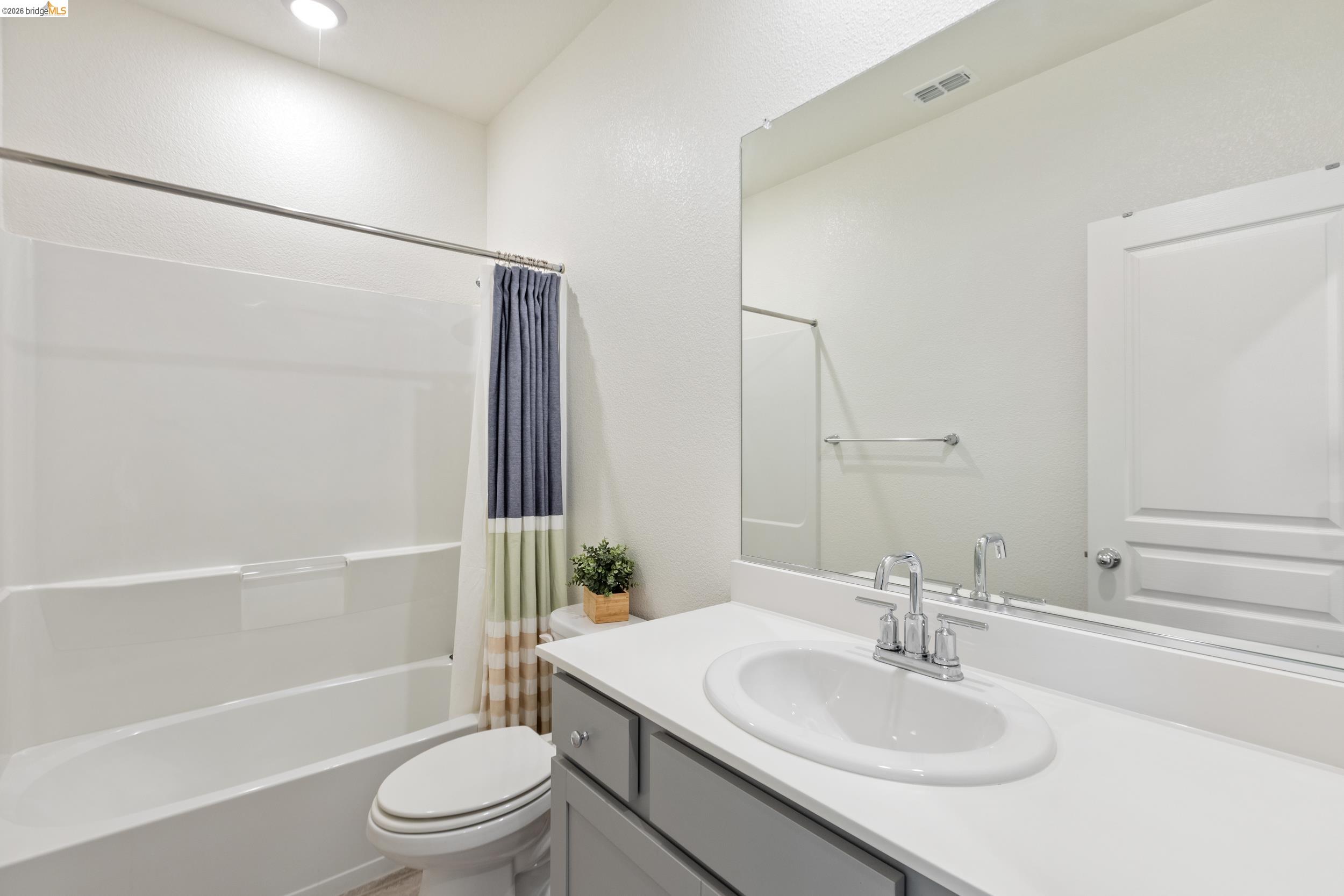 16306 RIDGEHAVEN DR UNIT 104
