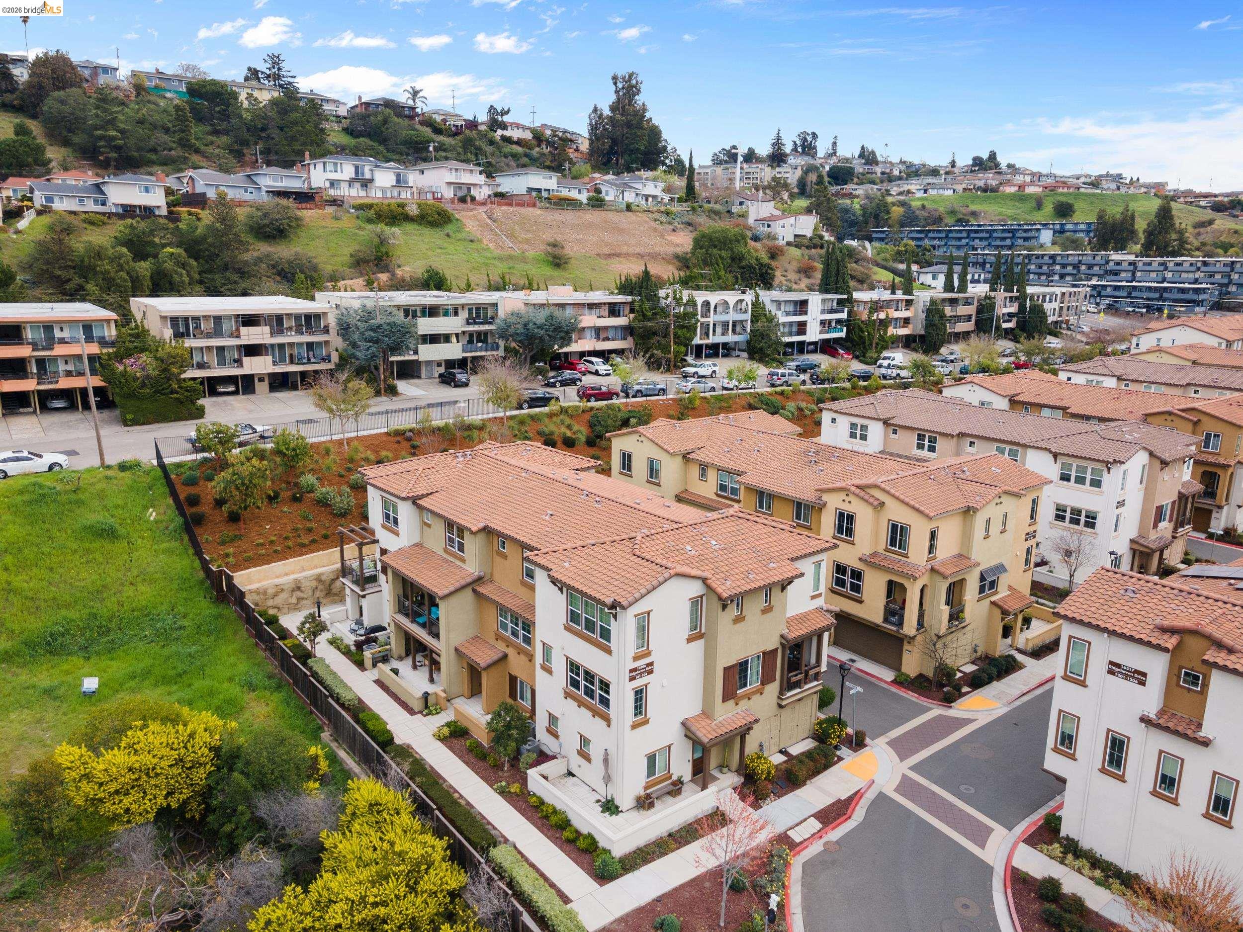 16306 RIDGEHAVEN DR UNIT 104