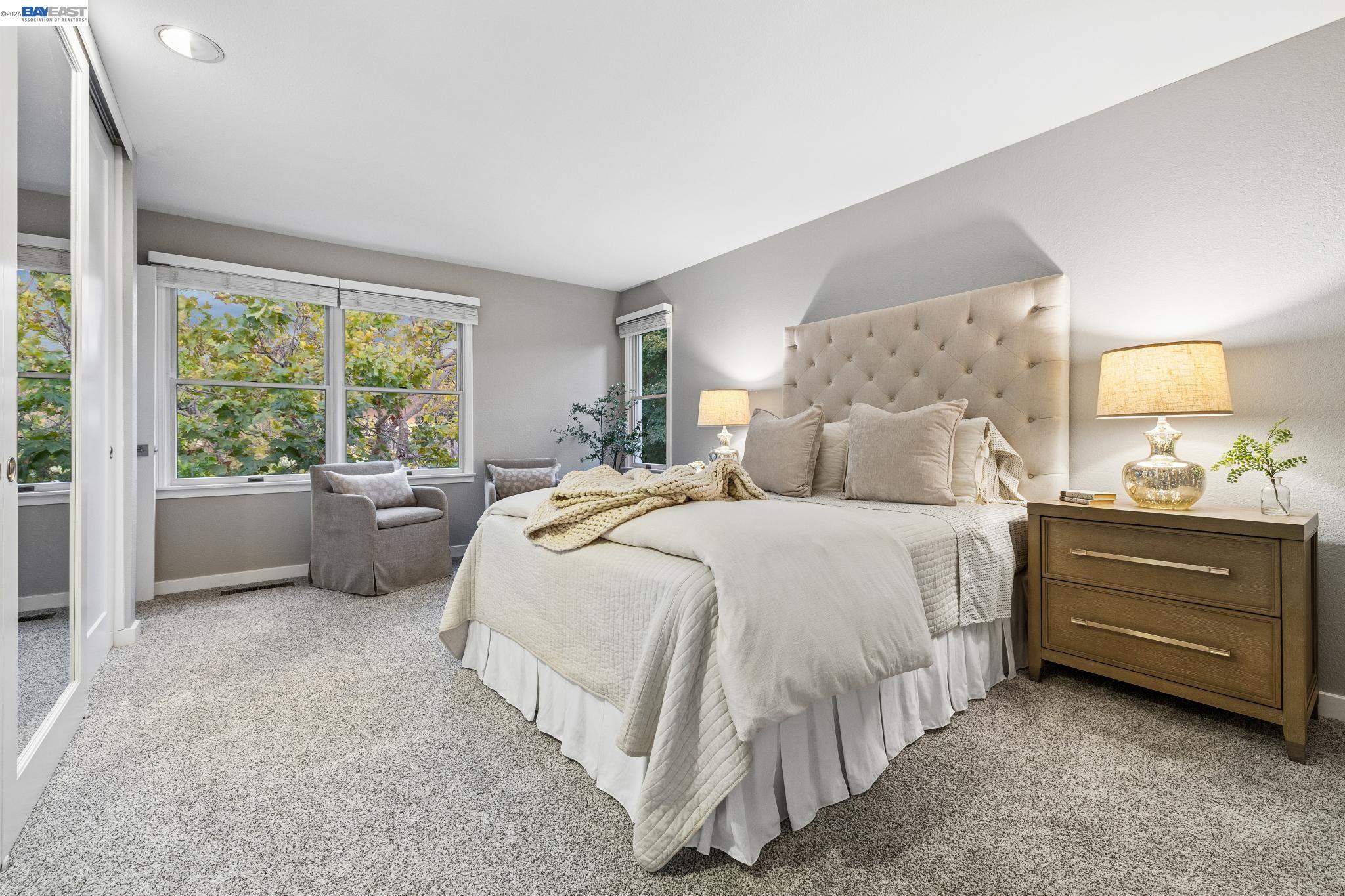 641 Centre Ct
