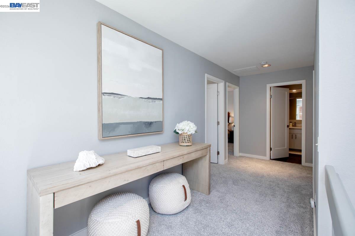 641 Centre Ct