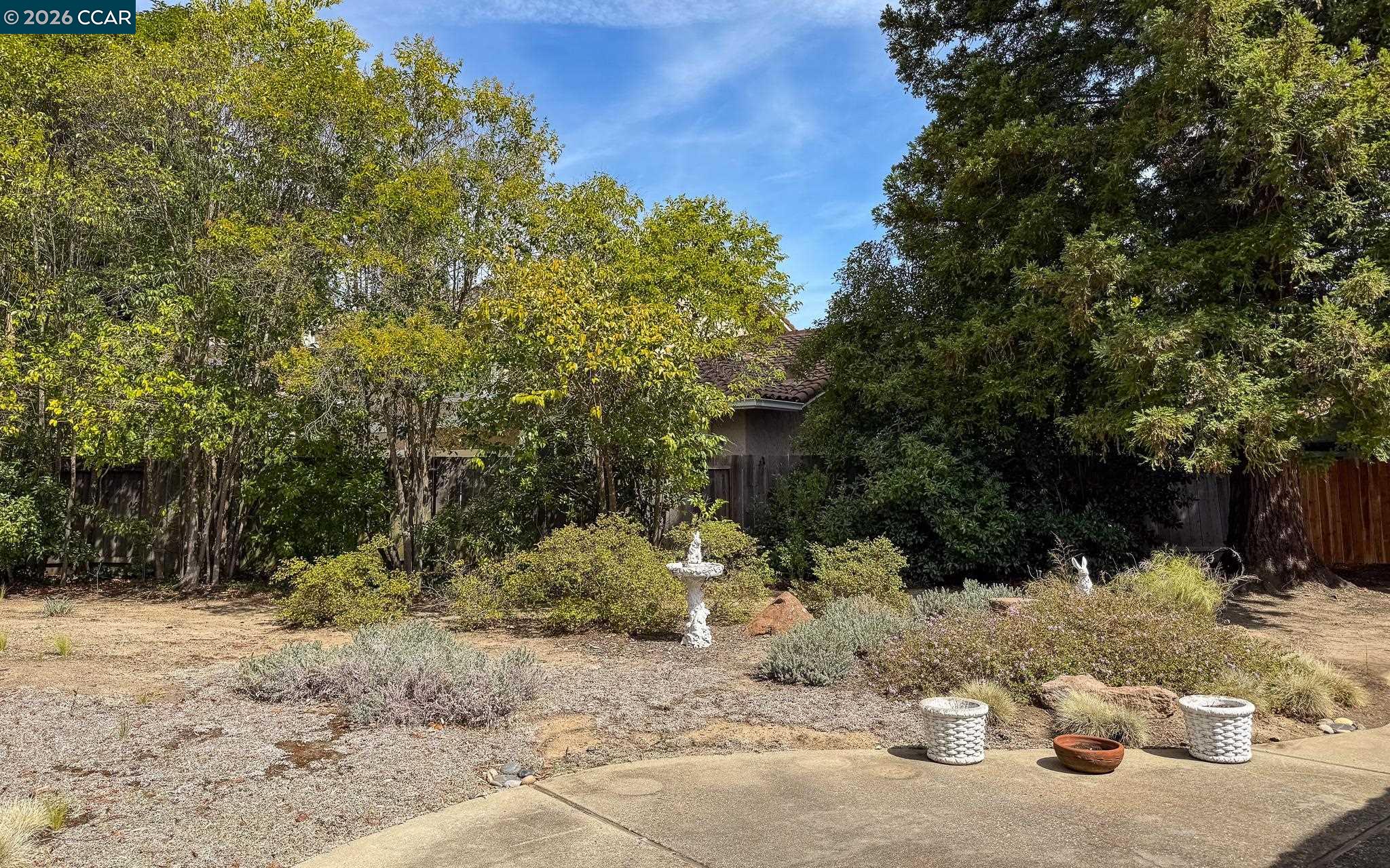 260 Linda Ln