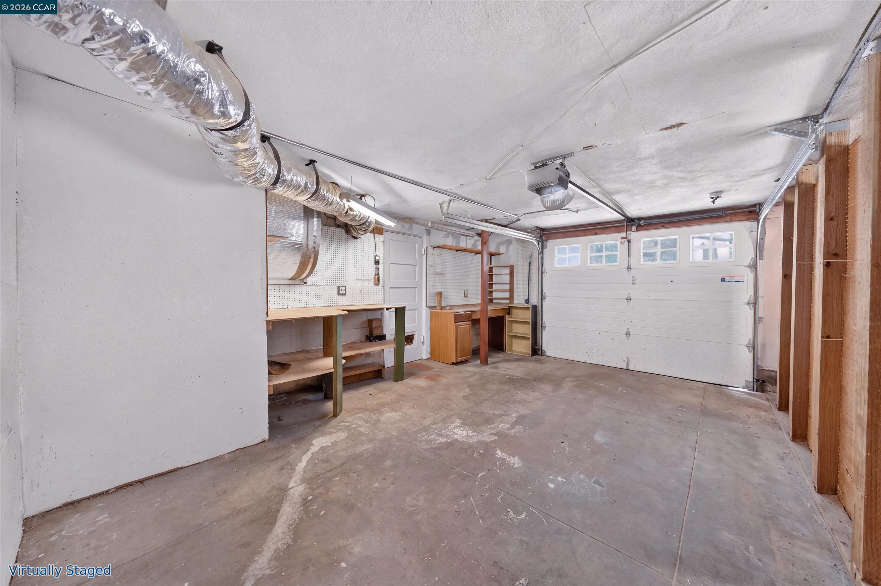 907 Glendome Cir