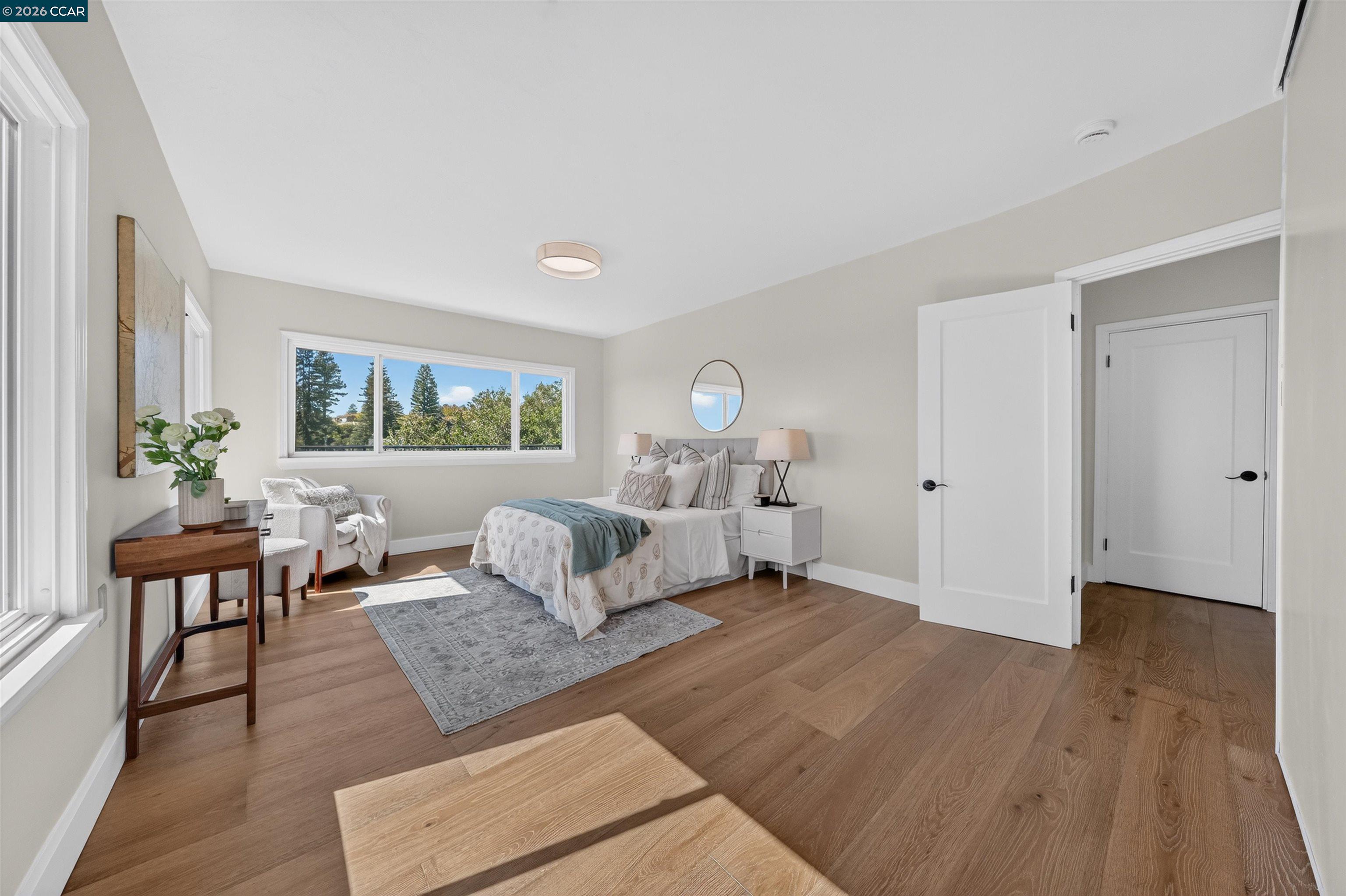 907 Glendome Cir