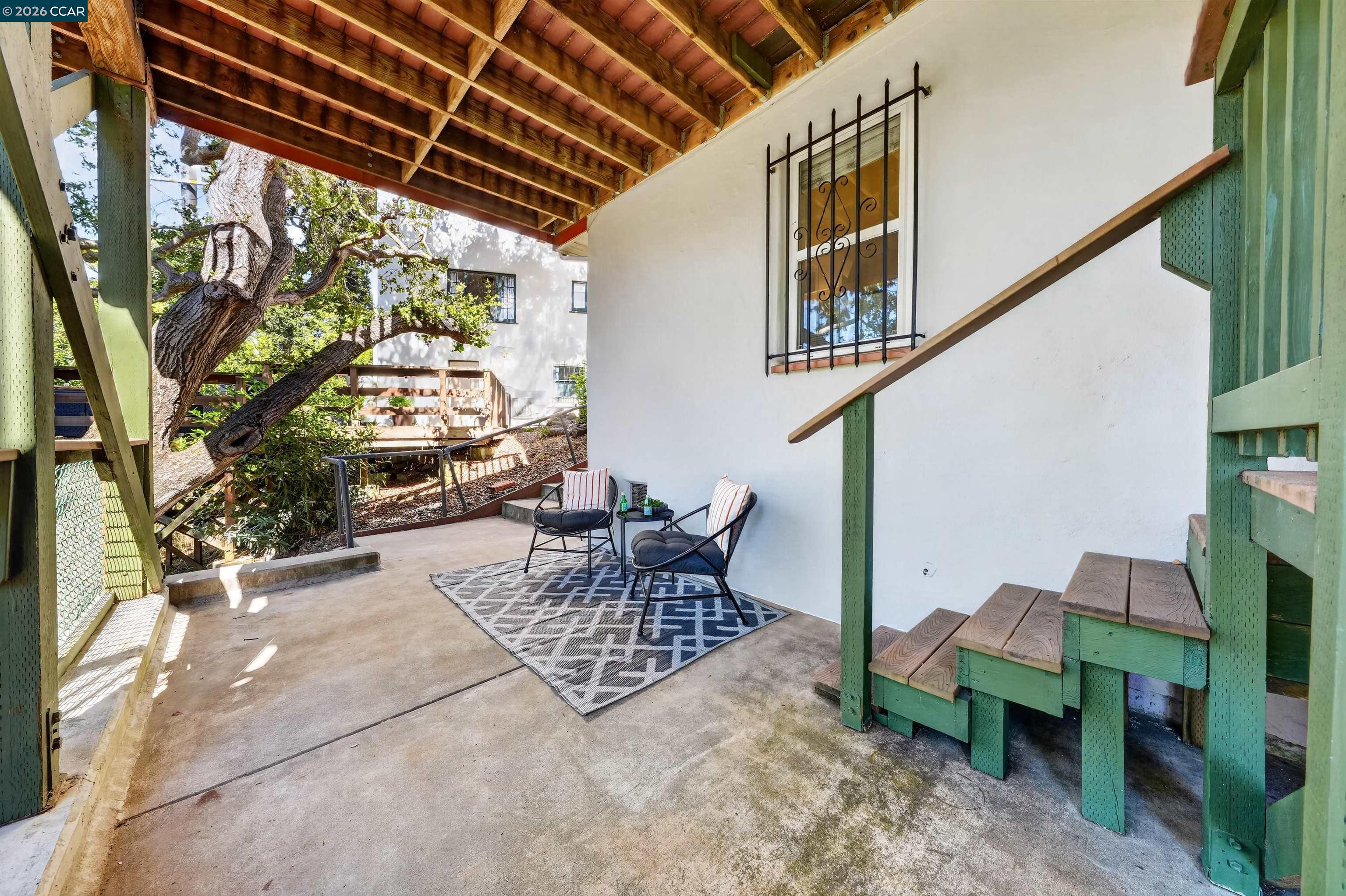 907 Glendome Cir
