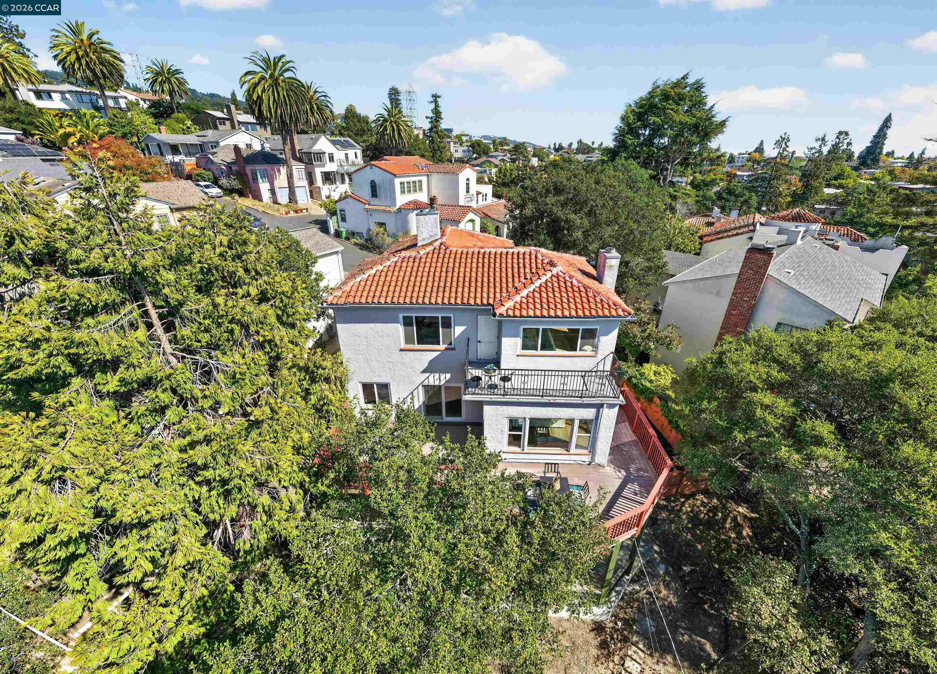 907 Glendome Cir