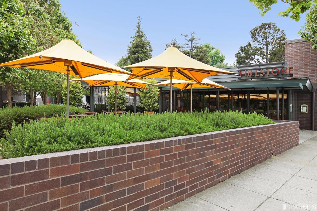 101 Lombard # 215W